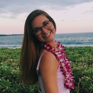 Meet your Posher, Macy